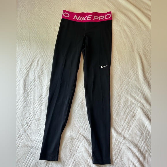 Nike Pro Leggings - Picture 5 of 8